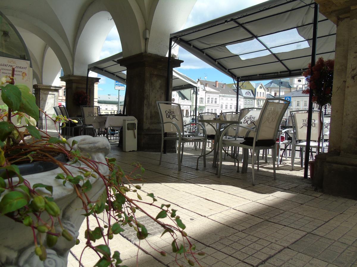 Gl Hotel Trutnov Exterior foto